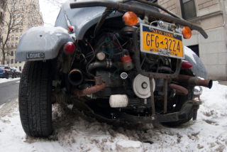 Illustration for article titled I Found A Streetparked Baja Bug!